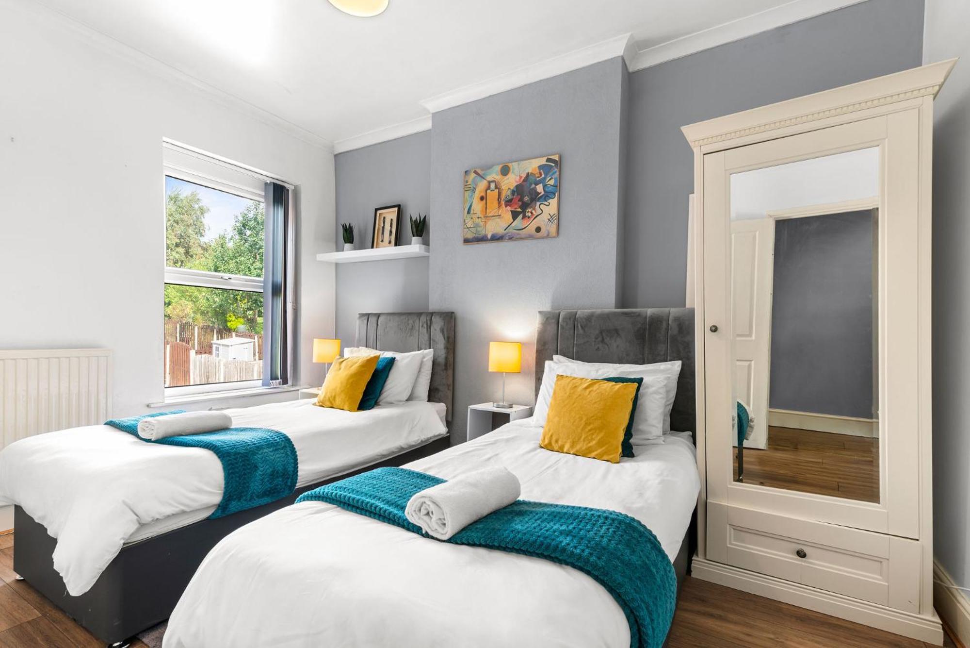 Hilltop Place Suites Near Meadowhall Sheffield Luaran gambar