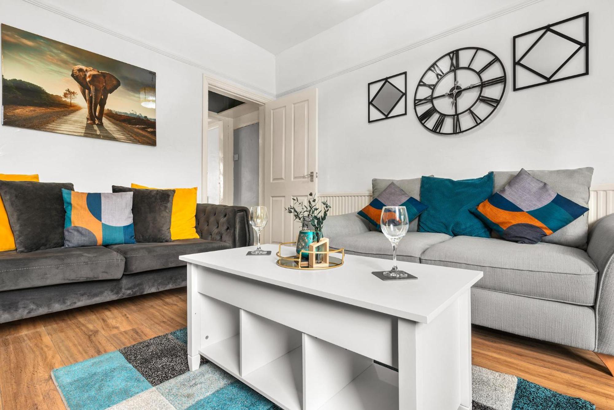 Hilltop Place Suites Near Meadowhall Sheffield Luaran gambar